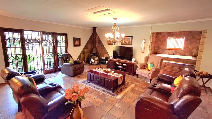 3 Bedroom Property for Sale in Vaalpark Free State